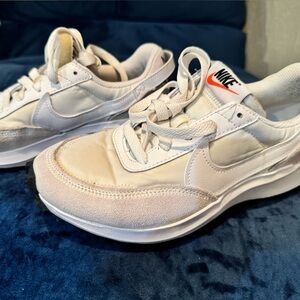 Nike Waffle Debut DH9523-100 Size 6.5